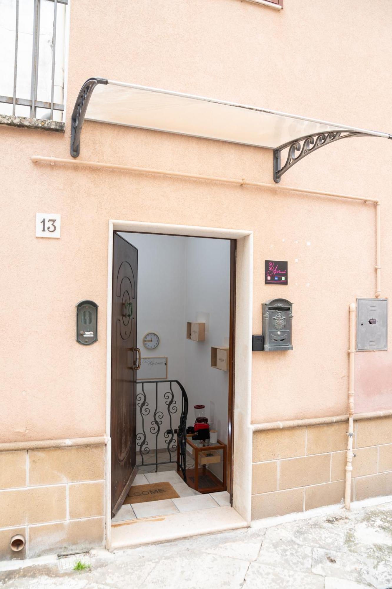 Susu Apartment Μπρίντιζι Εξωτερικό φωτογραφία